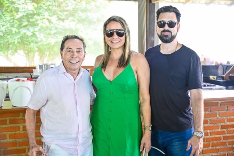 Valdecir Torezani, Lorena Boechat e Fábio Torezani.
