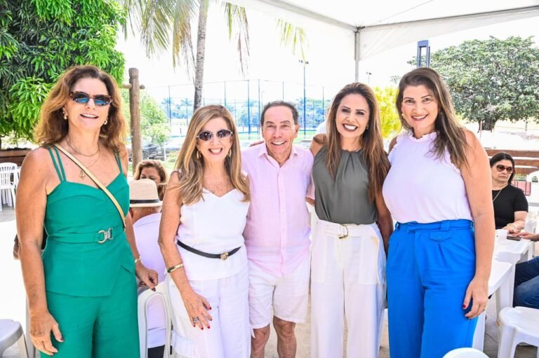 Denize Abaurre, Claudia Louzada, Valdecir Torezani, Viviane  Alselmé e Juliana Botelho.